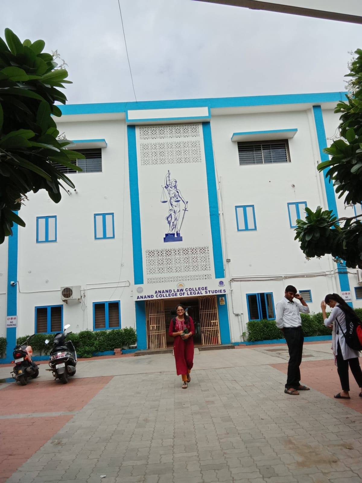 Anand Law College image 7