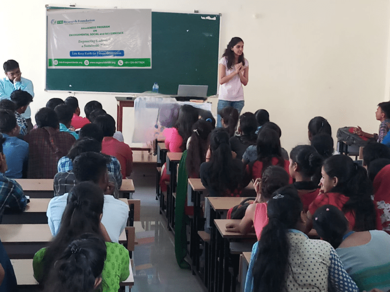 LAXMICHAND GOLWALA COLLEGE OF COMMERCE AND ECONOMICS image 6