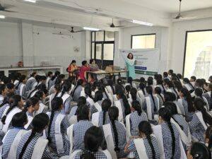 Shri Guru Teg Bahadur Girls Inter College image 9