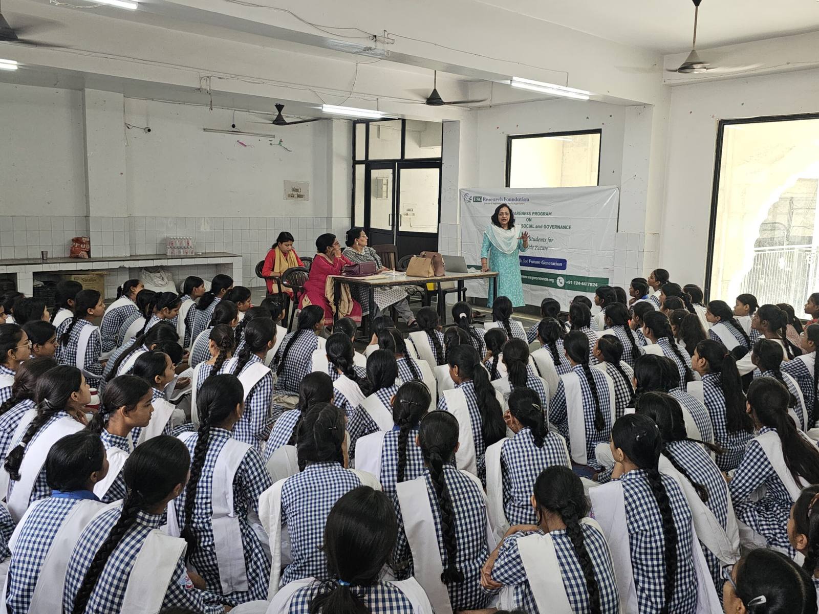 Shri Guru Teg Bahadur Girls Inter College image 2