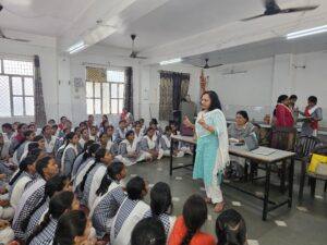 Shri Guru Teg Bahadur Girls Inter College image 5