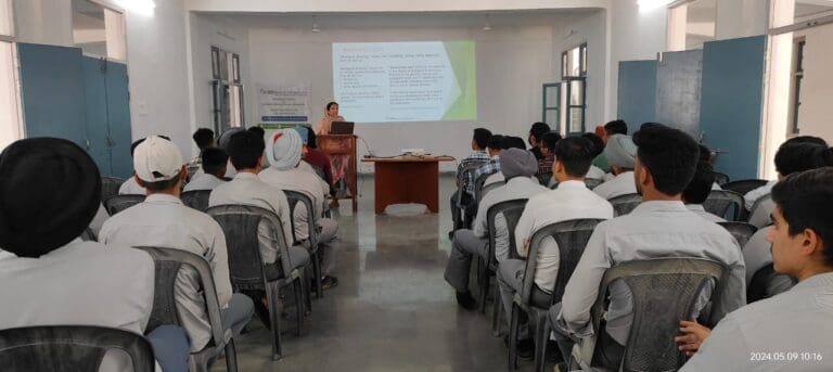 SSS College of commerce image 5